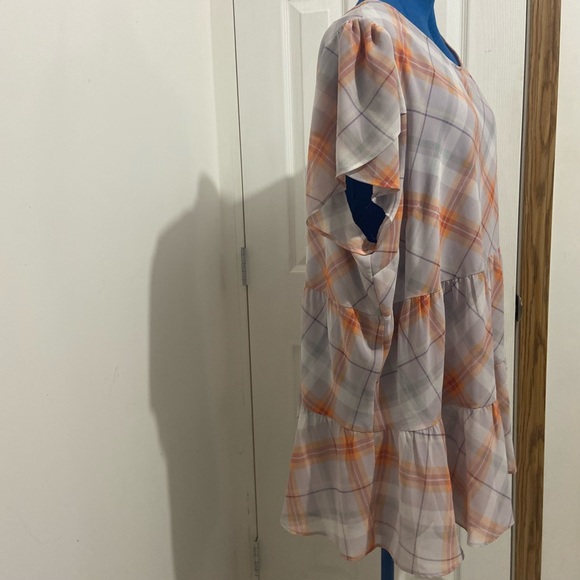 Penningtons women sheer lined plaid short sleeve long blouse. Size 2x. Used. - Picture 6 of 9